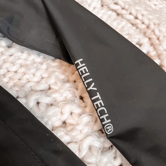 Helly Hansen Seven J Rain Jacket/Windbreaker - Picture 5 of 9